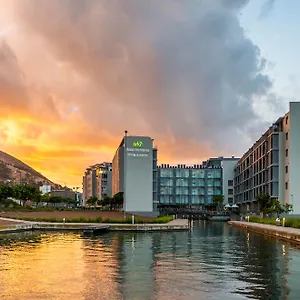 Aha Harbour Bridge & Aparthotel Cape Town